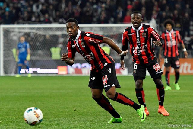 开云体育官网-德国杯窗口期走向成谜，阿贾克斯防线松动，信心回归，年轻球员得到机会(德国杯积分榜最新排名排行榜)